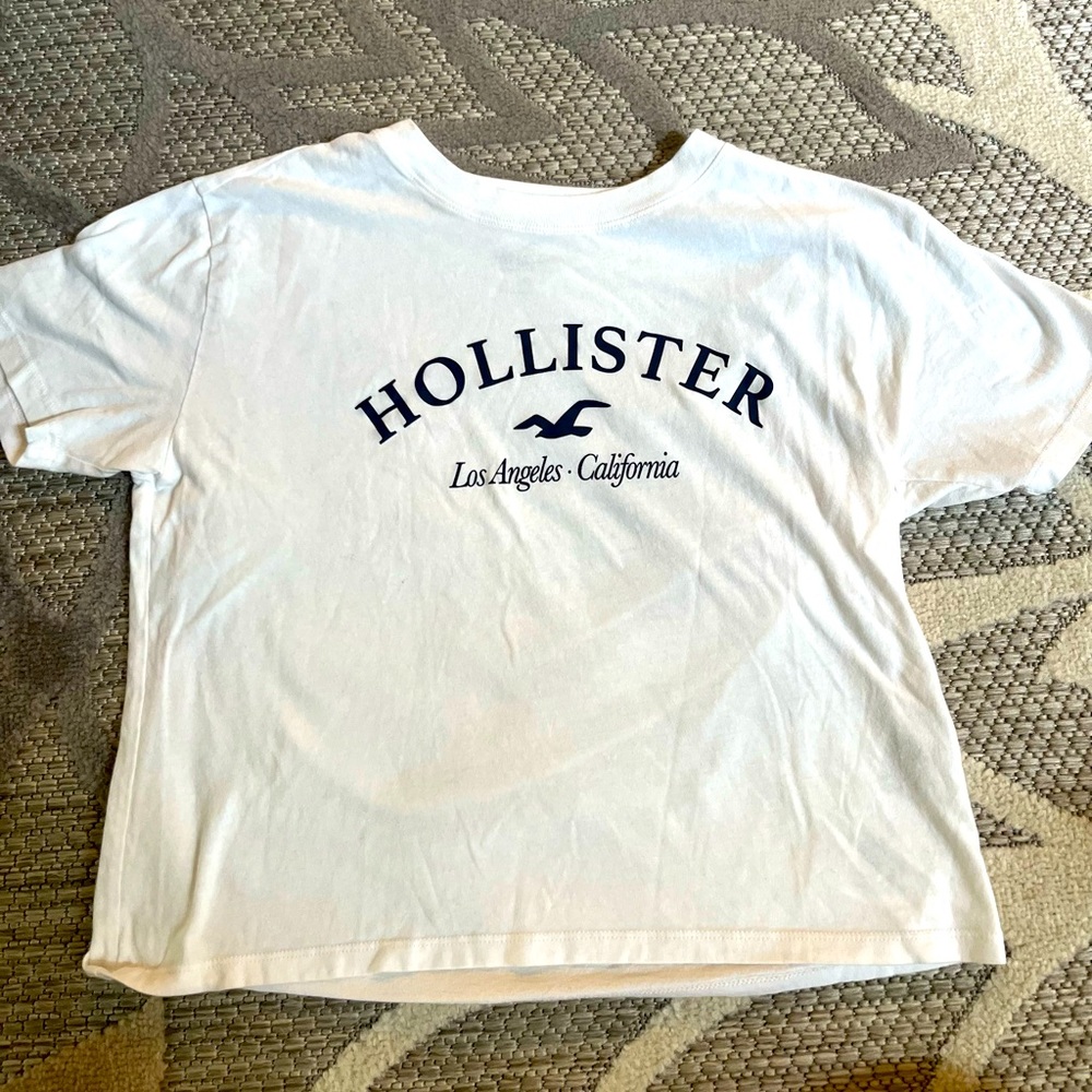 White iconic Hollister shirt
